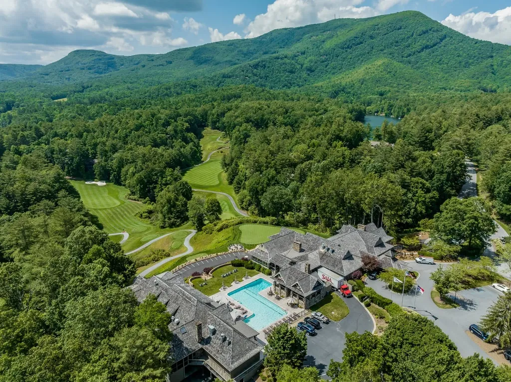 100 The Pinnacle Drive Sapphire NC 28774