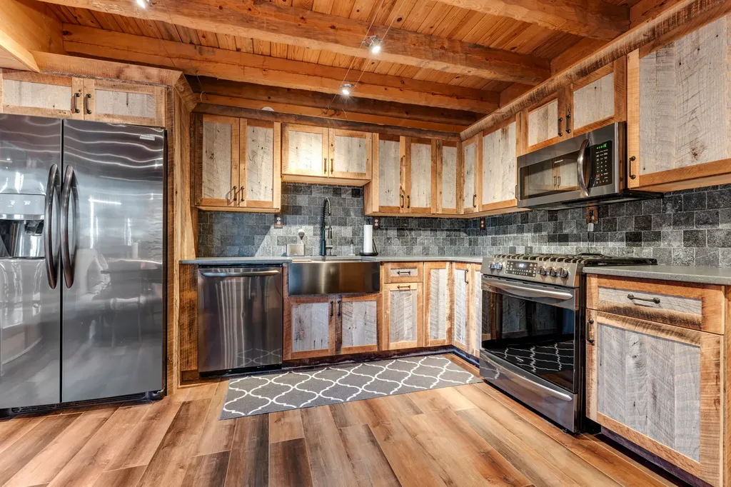 517 Joshs Trail Cashiers NC 28717