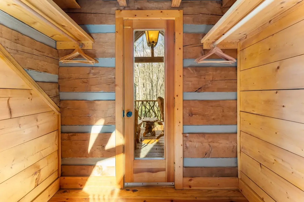 517 Joshs Trail Cashiers NC 28717