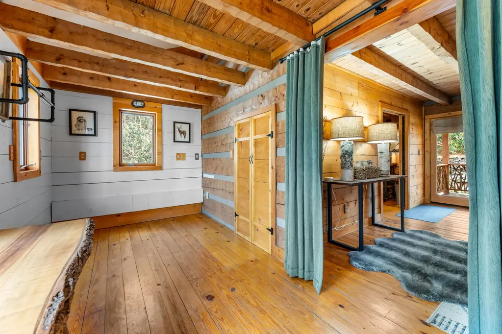 517 Joshs Trail Cashiers NC 28717