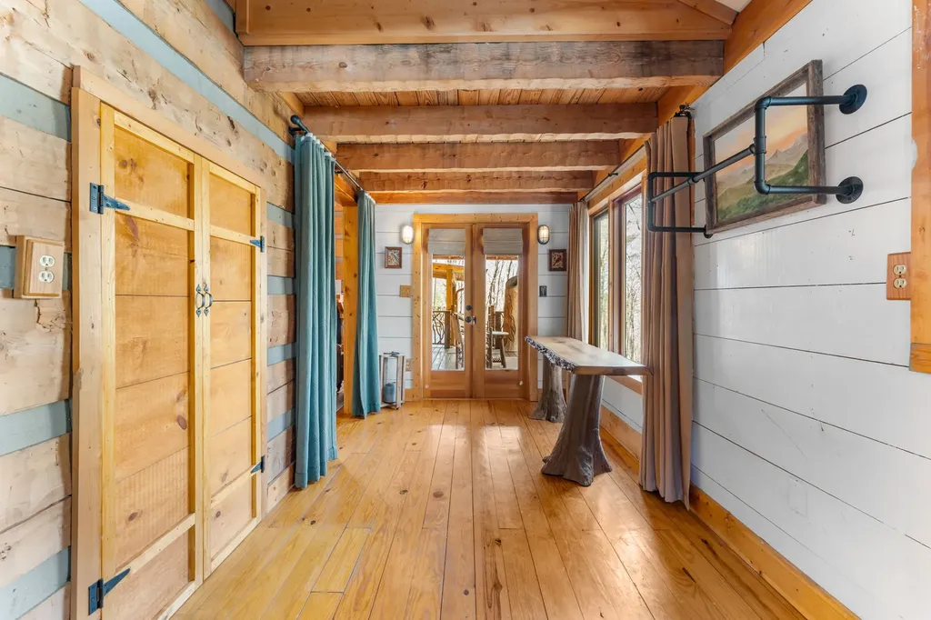 517 Joshs Trail Cashiers NC 28717