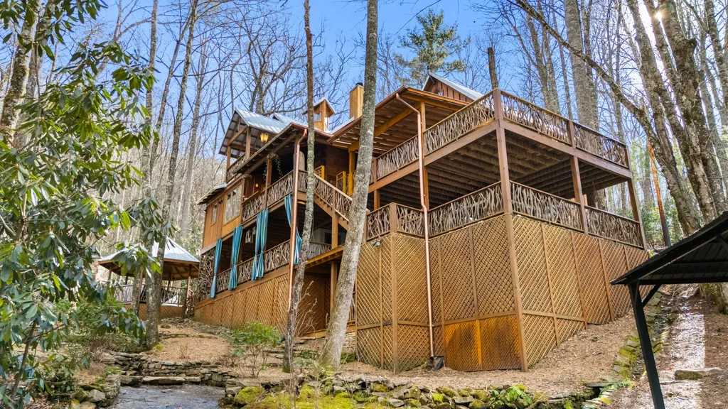 517 Joshs Trail Cashiers NC 28717