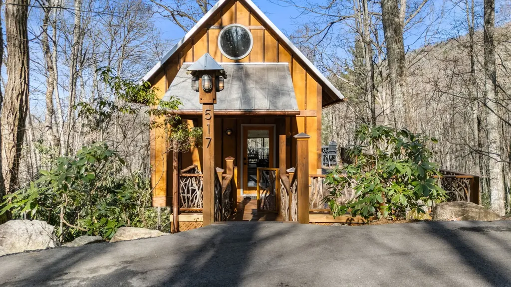 517 Joshs Trail Cashiers NC 28717