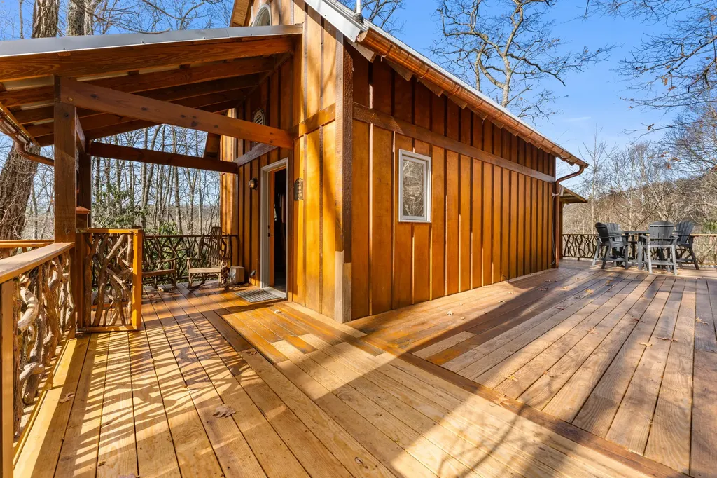 517 Joshs Trail Cashiers NC 28717