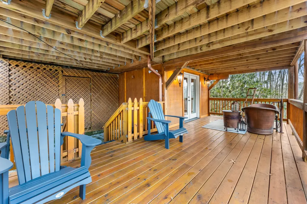 517 Joshs Trail Cashiers NC 28717