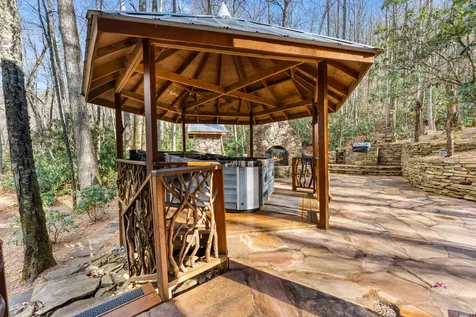 517 Joshs Trail Cashiers NC 28717