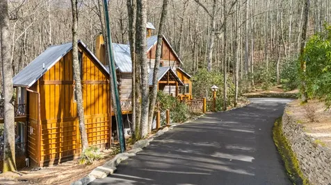 517 Joshs Trail Cashiers NC 28717