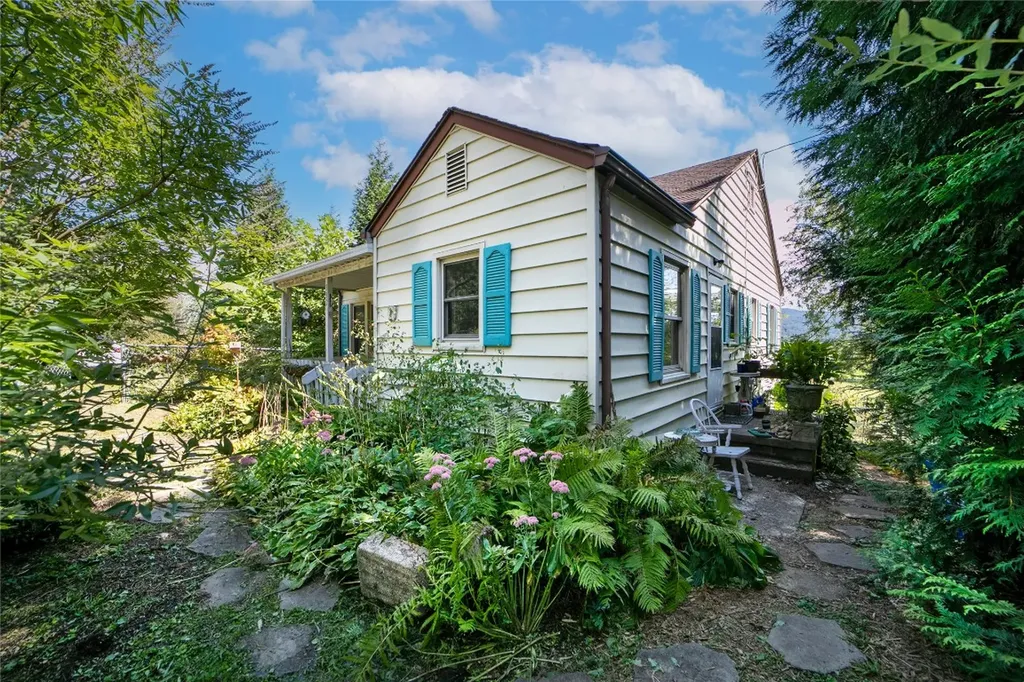 392 Old Hendersonville Highway Brevard NC 28712