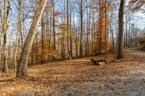 107 Vistawilla Drive Glenville NC 28736