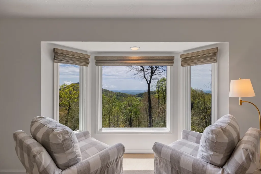 66 Summit Trail Highlands NC 28741