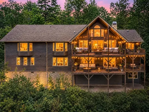 66 Summit Trail Highlands NC 28741