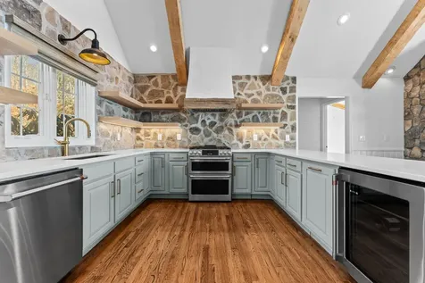 66 Summit Trail Highlands NC 28741