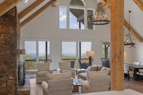 66 Summit Trail Highlands NC 28741