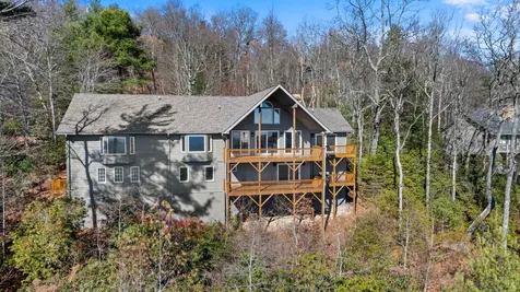 66 Summit Trail Highlands NC 28741