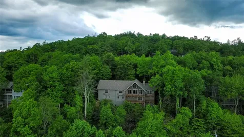 66 Summit Trail Highlands NC 28741