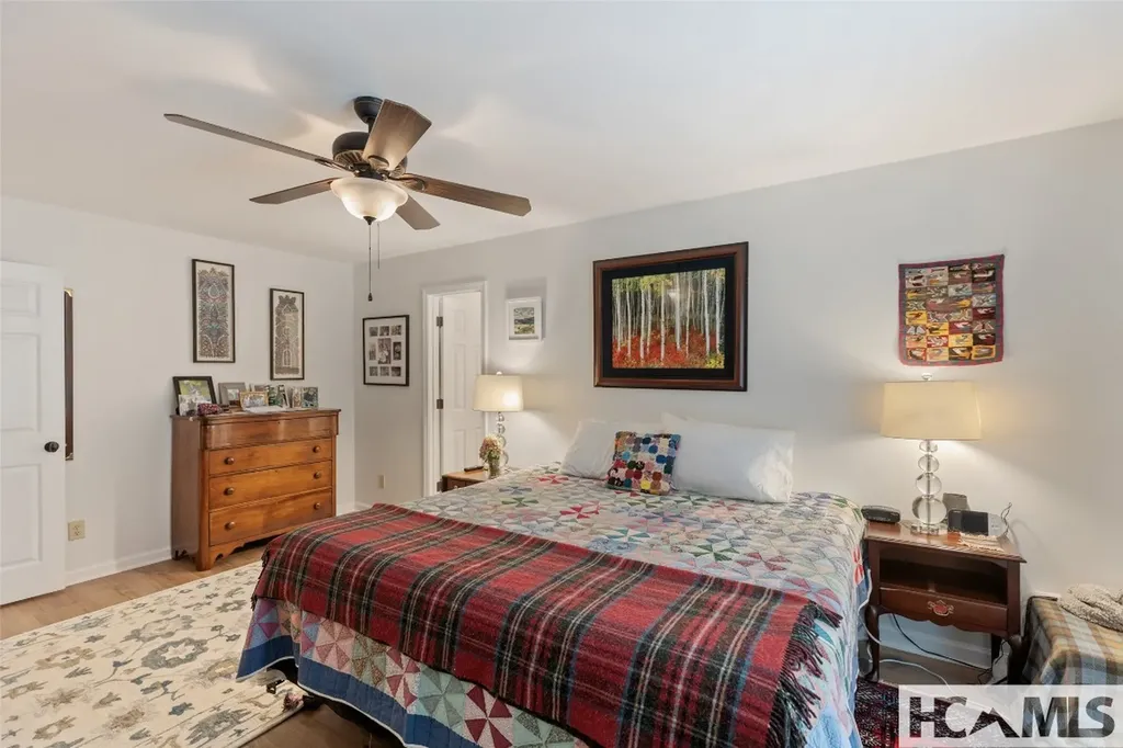 75 Hickory Drive Highlands NC 28741