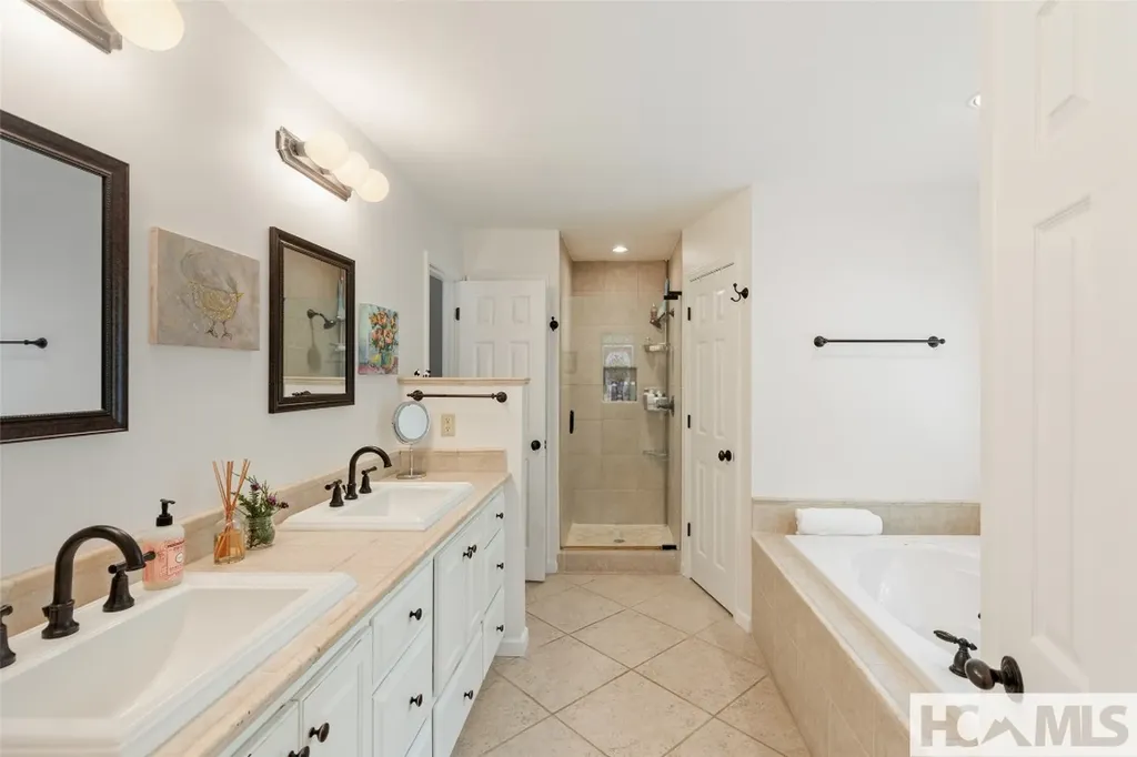 75 Hickory Drive Highlands NC 28741