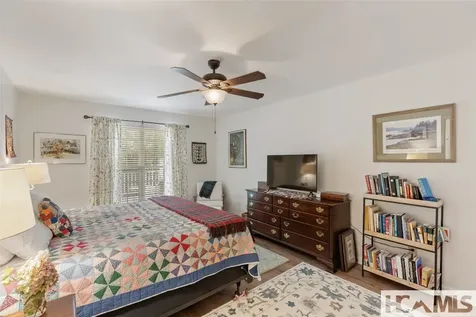 75 Hickory Drive Highlands NC 28741