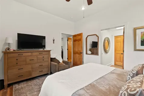 40 Ivy Court Sapphire NC 28774