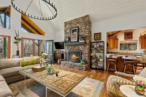 40 Ivy Court Sapphire NC 28774