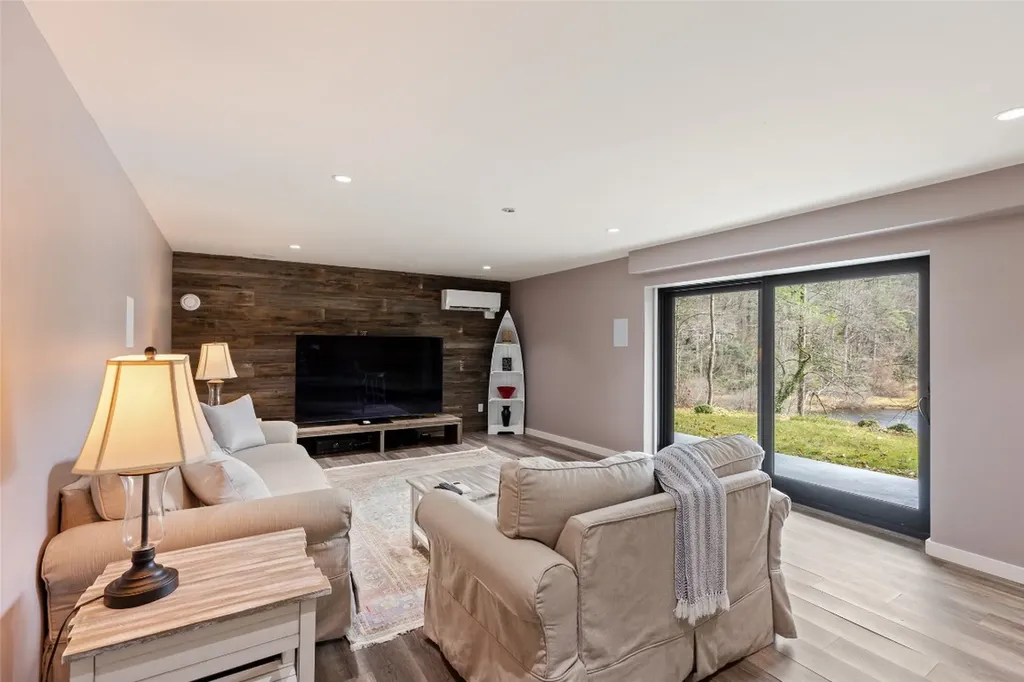 335 Twin Lakes Drive Highlands NC 28741