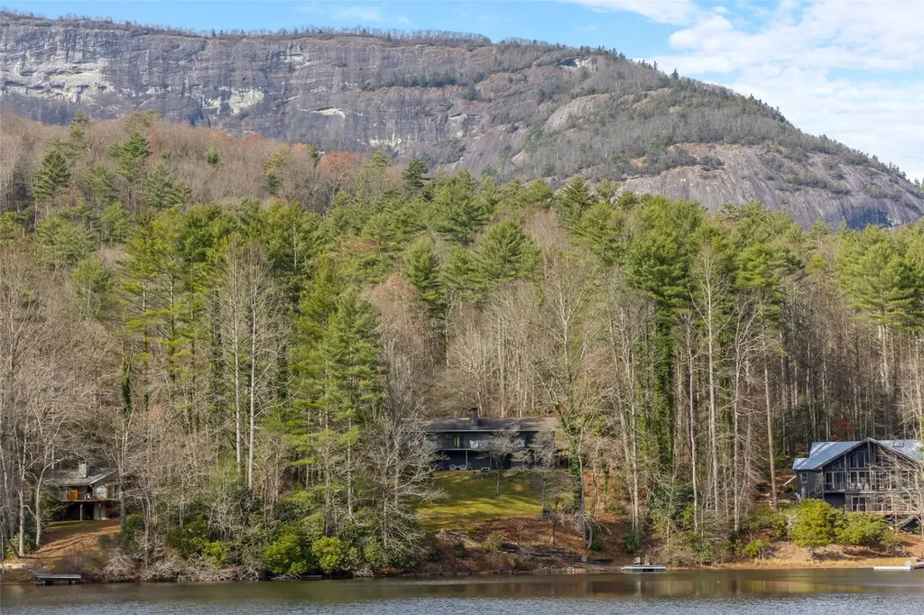 335 Twin Lakes Drive Highlands NC 28741