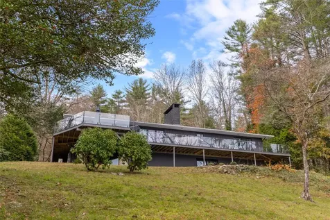 335 Twin Lakes Drive Highlands NC 28741