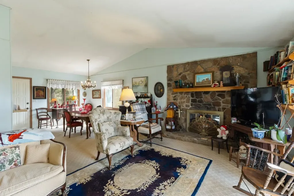 1696 Clear Creek Road Highlands NC 28741