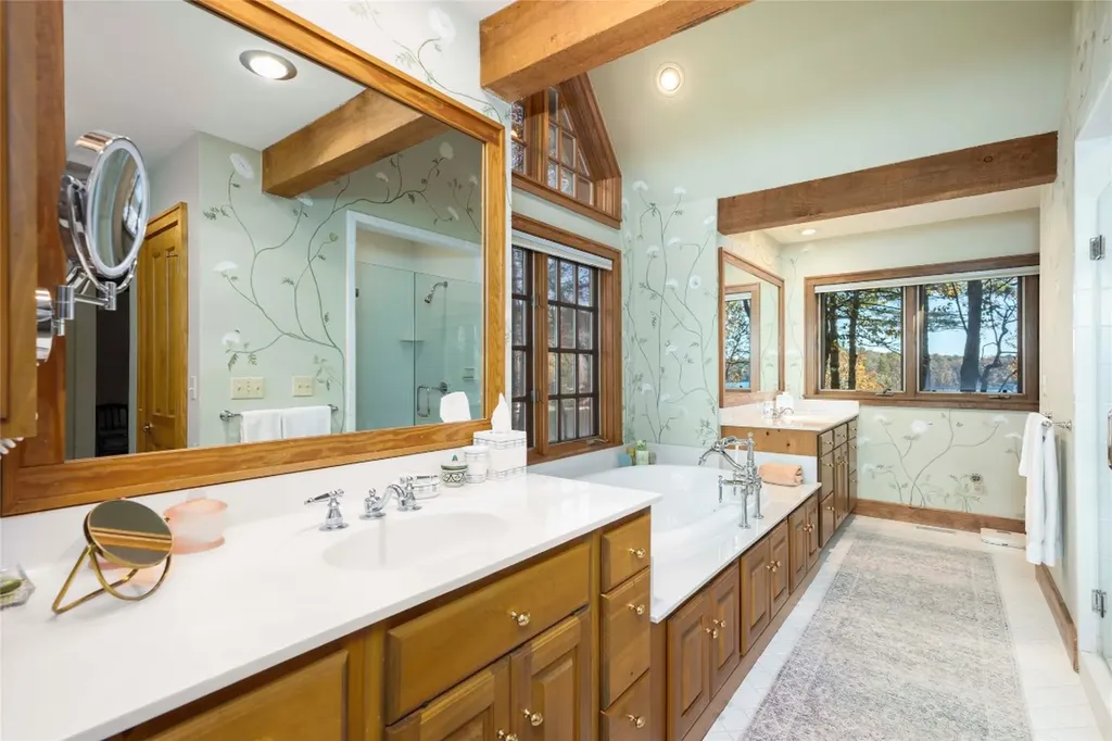 132 Red Bird Circle Lake Toxaway NC 28747