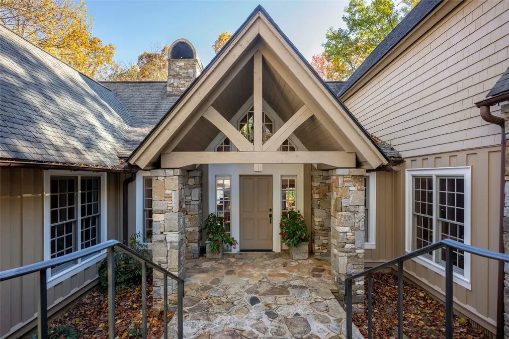 132 Red Bird Circle Lake Toxaway NC 28747