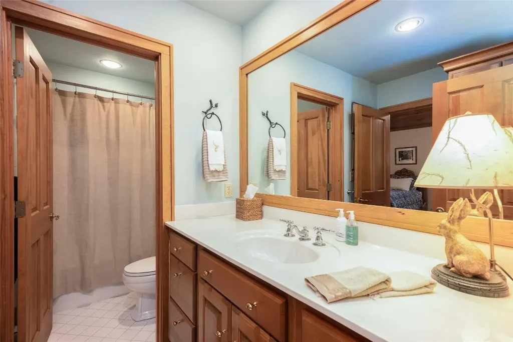 132 Red Bird Circle Lake Toxaway NC 28747