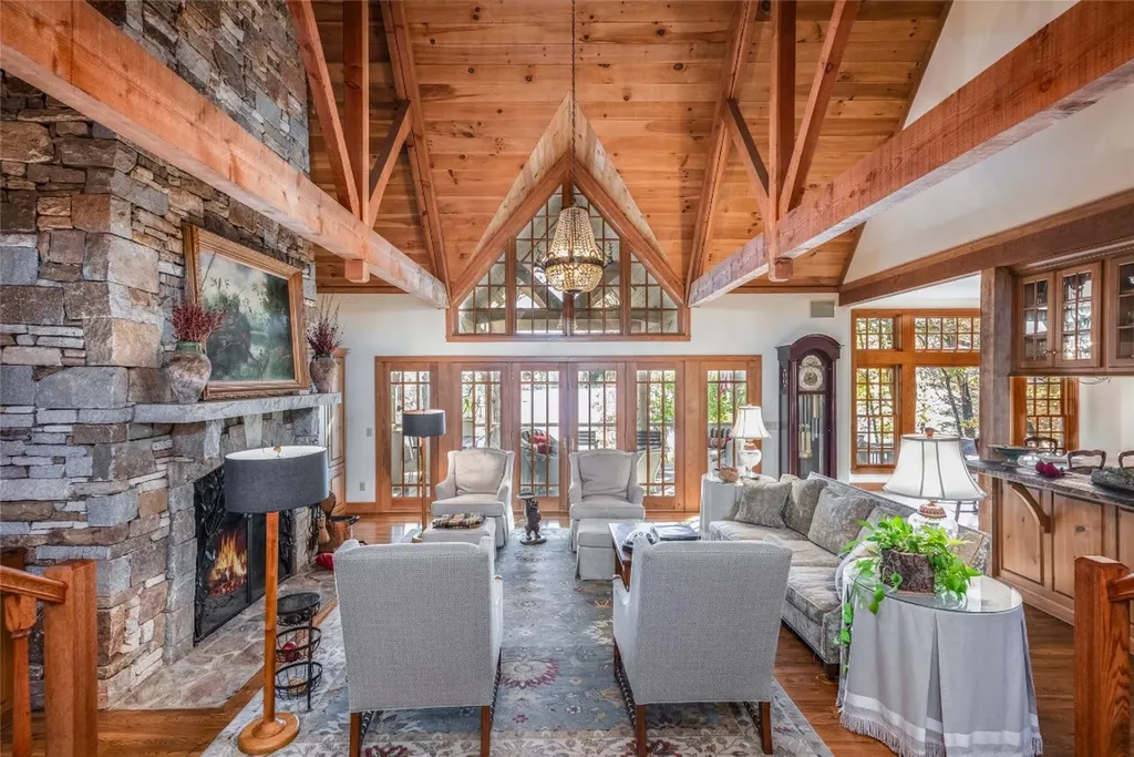 132 Red Bird Circle Lake Toxaway NC 28747