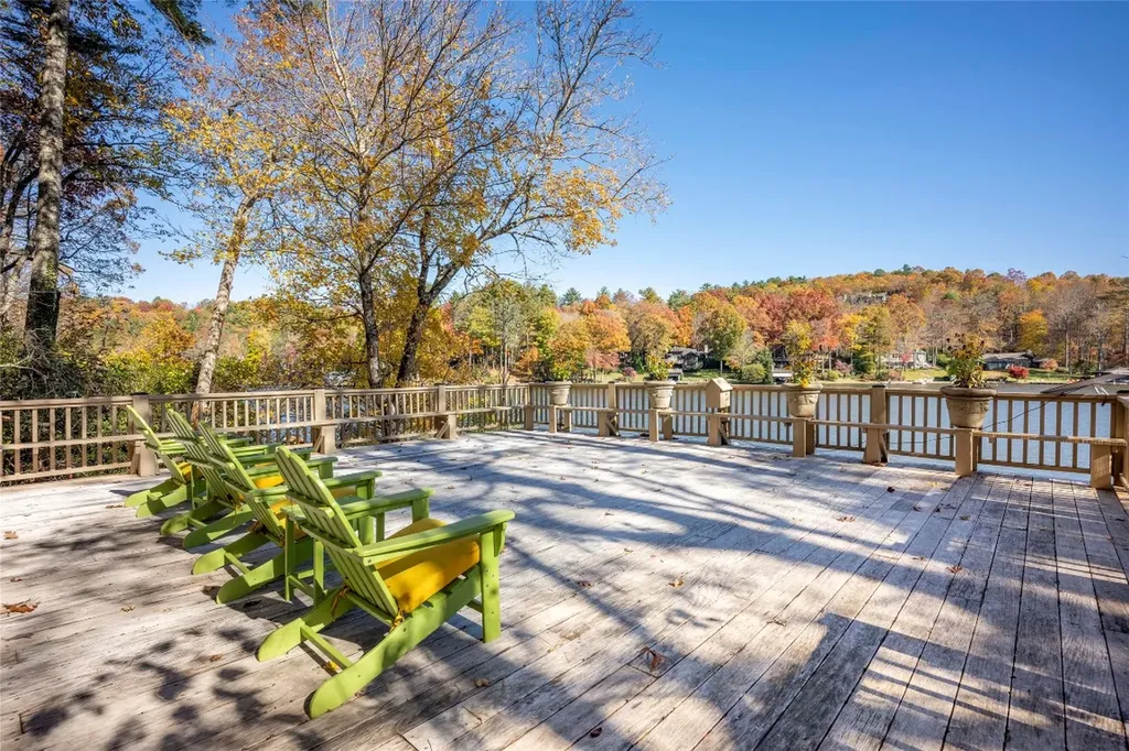 132 Red Bird Circle Lake Toxaway NC 28747