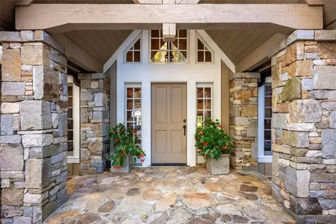 132 Red Bird Circle Lake Toxaway NC 28747