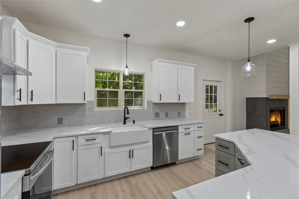 223 Sourwood Court Sapphire NC 28774