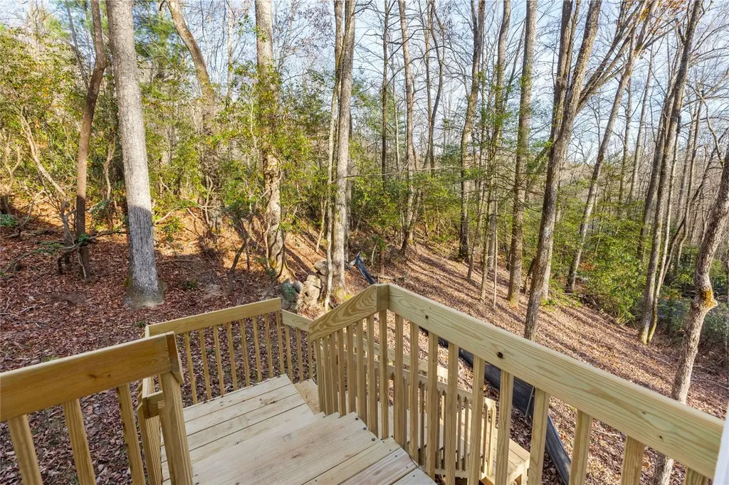 223 Sourwood Court Sapphire NC 28774