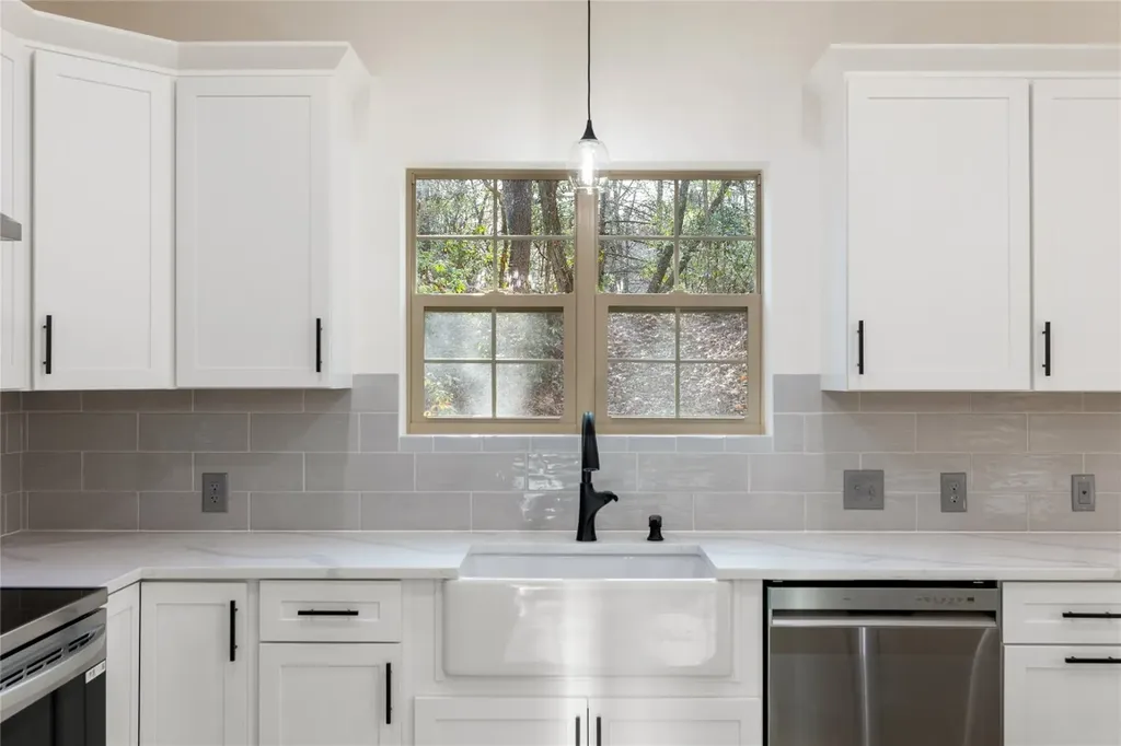 223 Sourwood Court Sapphire NC 28774