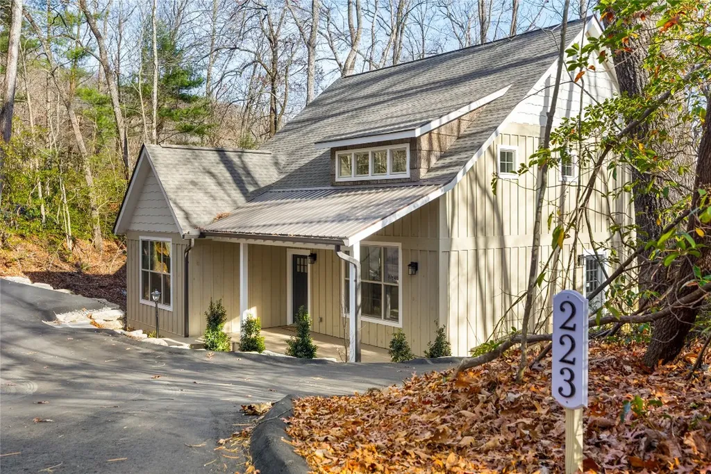 223 Sourwood Court Sapphire NC 28774