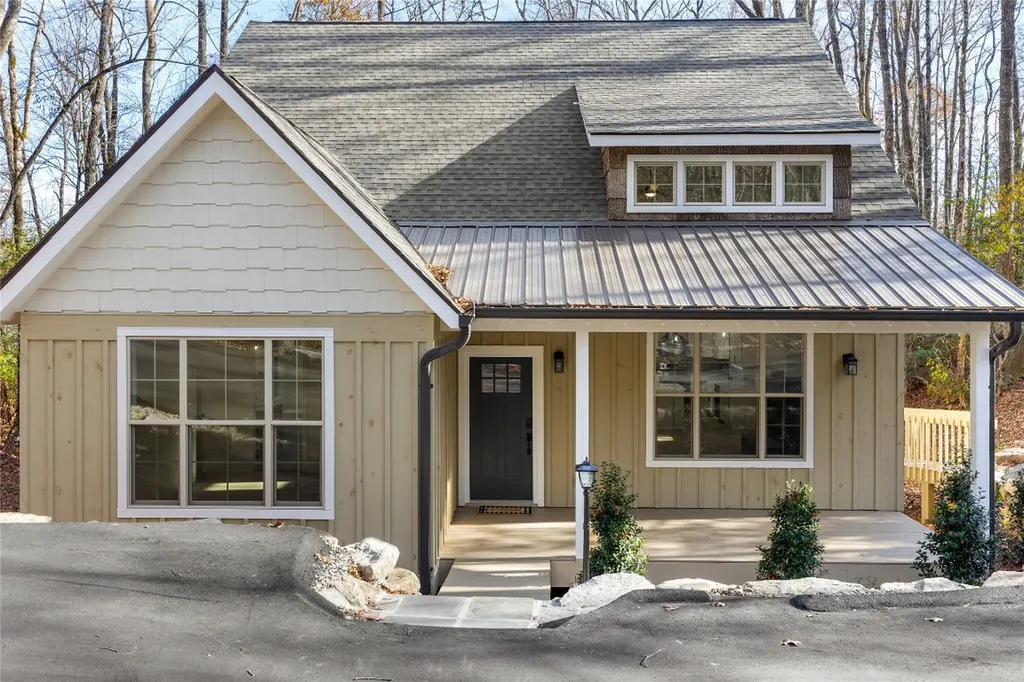 223 Sourwood Court Sapphire NC 28774