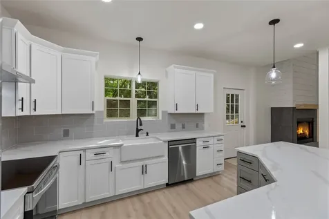 223 Sourwood Court Sapphire NC 28774