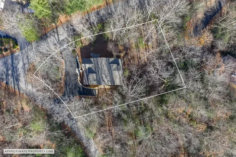 223 Sourwood Court Sapphire NC 28774