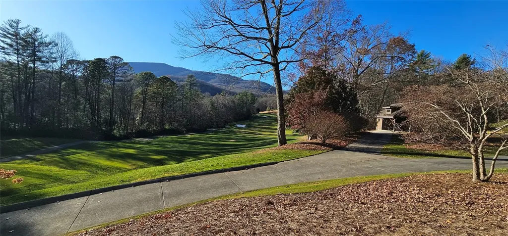 L002R Seminole Way Lake Toxaway NC 28747