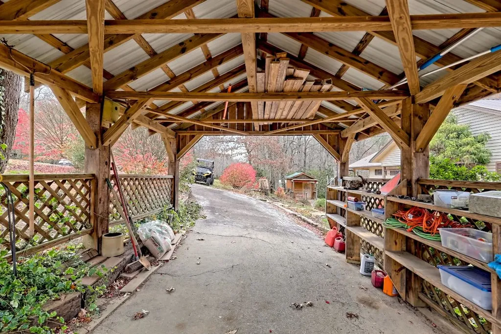 7829 Dillard Road Scaly Mountain NC 28775