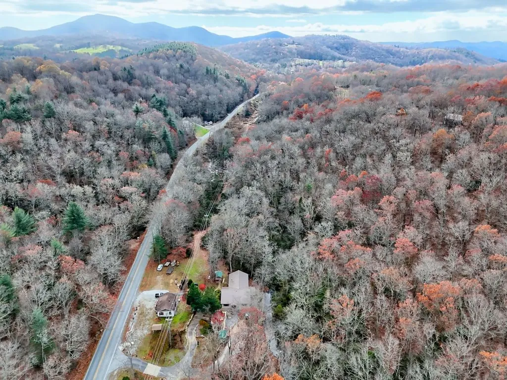 7829 Dillard Road Scaly Mountain NC 28775