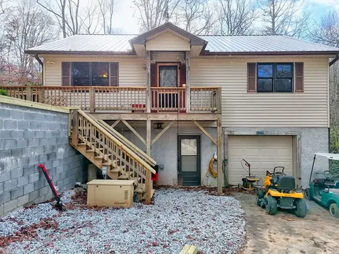 7829 Dillard Road Scaly Mountain NC 28775