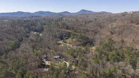 126 Blackmont Lane Cashiers NC 28717