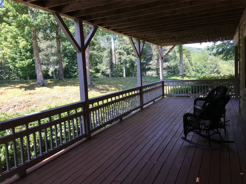 133 Cart Path Cullowhee NC 28723