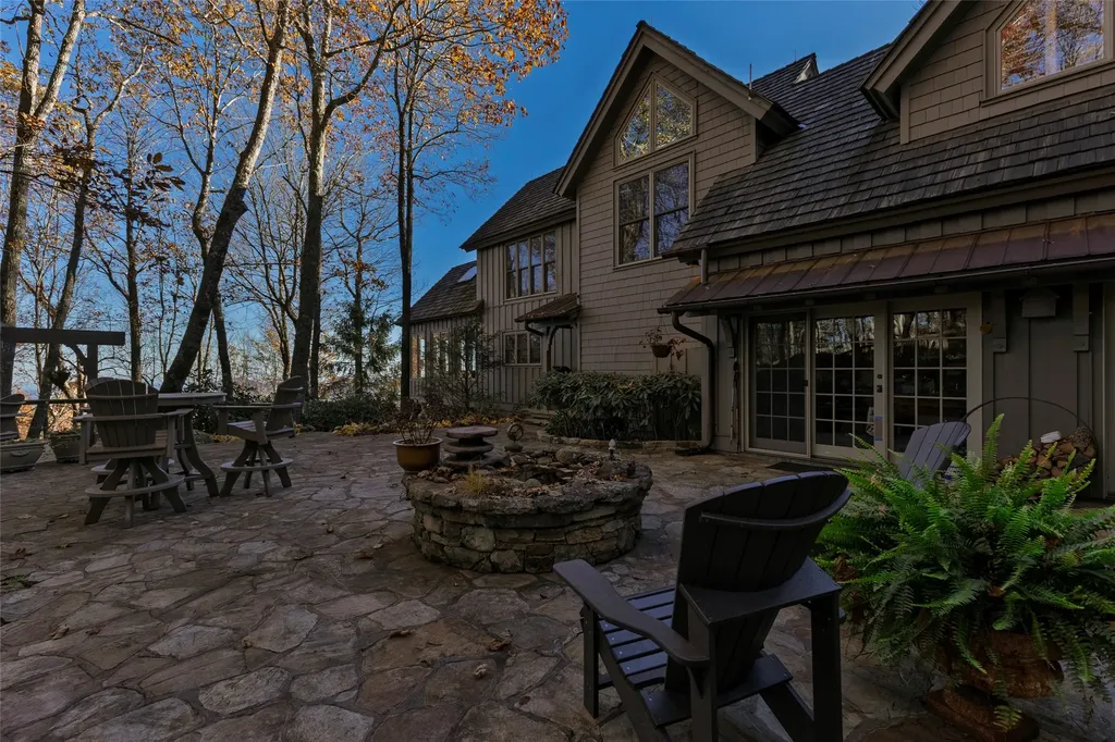 176 Panthertown Trail Sapphire NC 28774