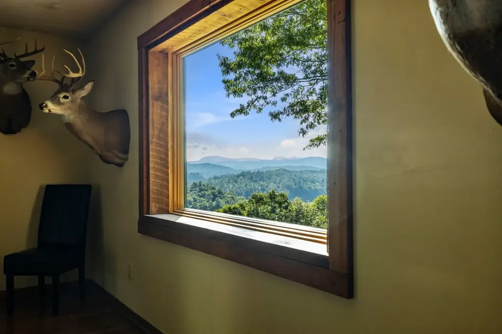 658 Johnson Road Brevard NC 28712