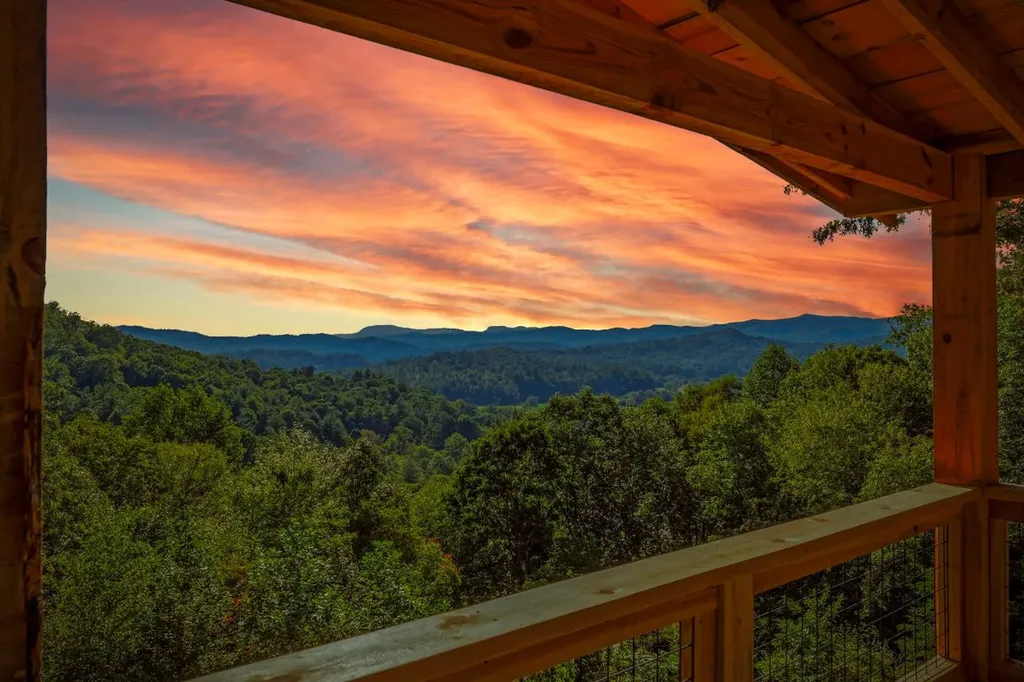 658 Johnson Road Brevard NC 28712